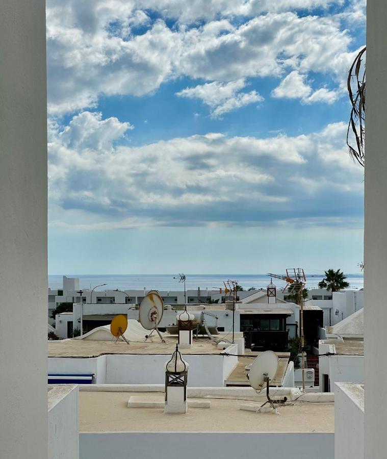 Cozy And Sunny Apartment Over The Rooftops Пуэрто дель Кармен Экстерьер фото